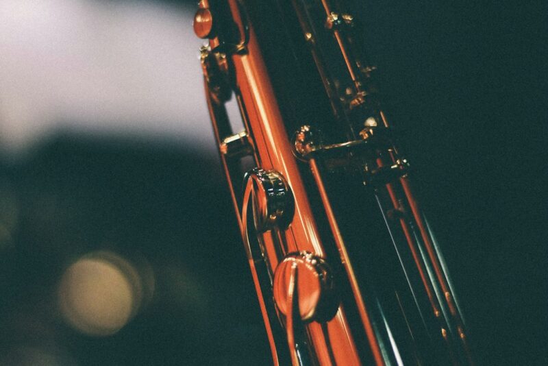 Best Apps to Learn Saxophone for Beginners and Pros